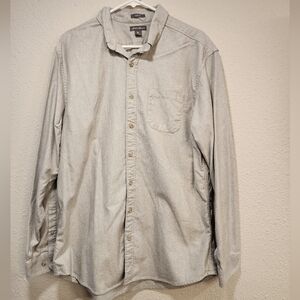 Men's Gray Button-Up Heavy Shirt